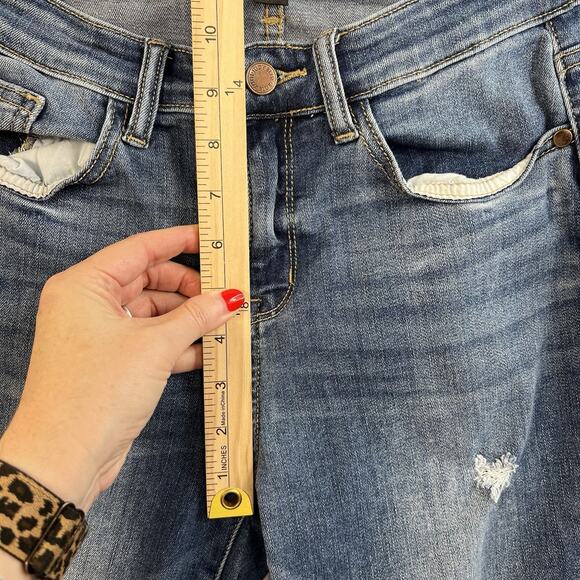 Judy Blue 7 / 28 Skinny Fit Capri Jeans Althea Mid Rise Distressed Stretch Denim - Picture 14 of 16